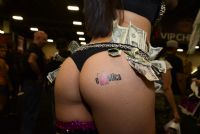 2013չeXXXotica״M(jn)܊ڵ´DƬ8