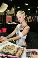 2010eXXXoticaչF(xin)\